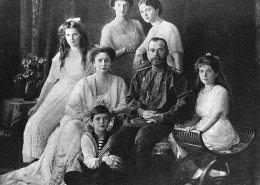 Zar Nicolás II y familia