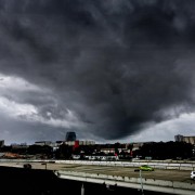 http://www.trbimg.com/img-57f78db4/turbine/ct-photo-gallery-hurricane-matthew-east-coast-20161005/1050/1050x591