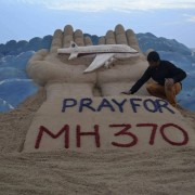 pray_for_mh370-1005x620